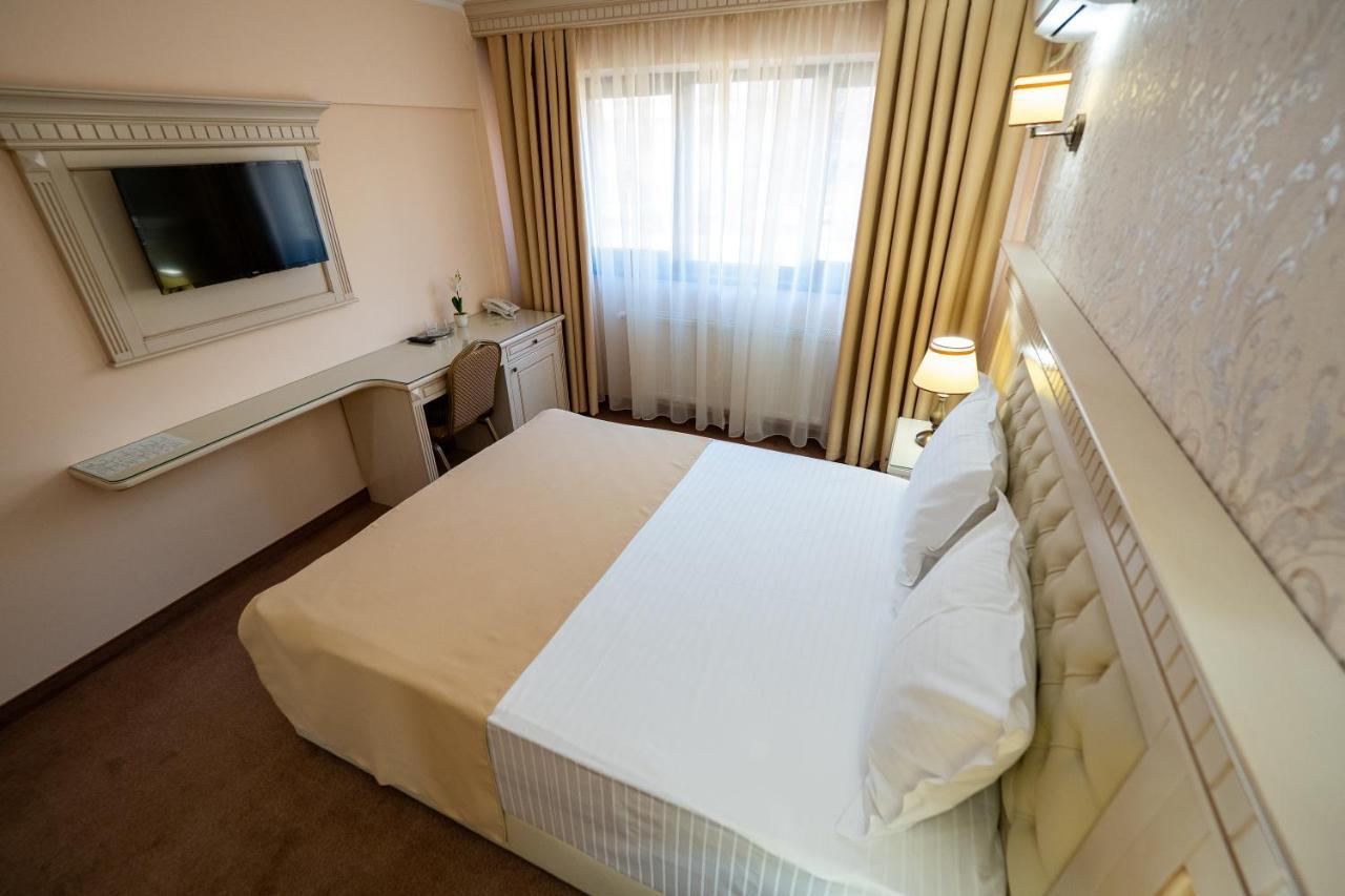 Hotel Orient Galati Kültér fotó